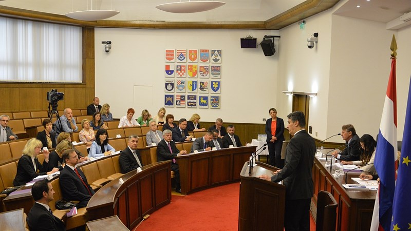 Predsjednik Vlade Milanović predstavio kandidate za ministre zdravlja te znanosti, obrazovanja i sporta, Vargu i Mornara